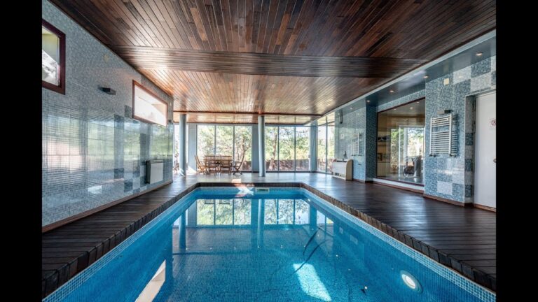Oasis Personal con Jacuzzi Exclusivo: Tu Refugio de Lujo