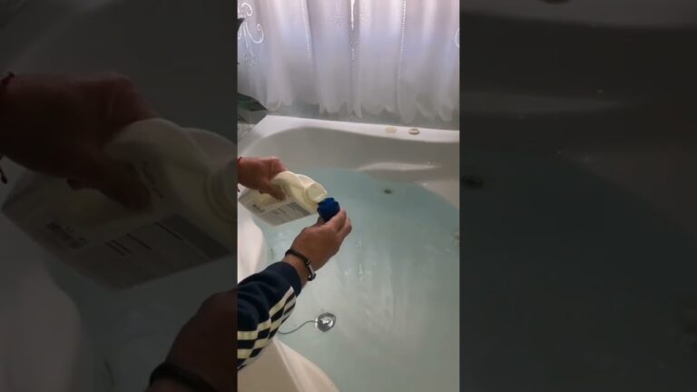 M&eacute;todos Efectivos para Limpiar tu Jacuzzi en Casa
