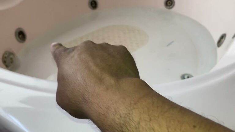 Recarga de Energ&iacute;a: Relajaci&oacute;n en Casa con un Hot Tub