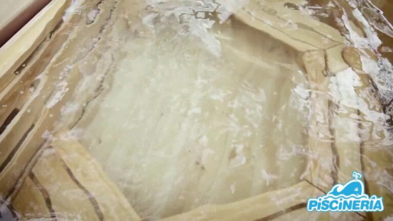 Sum&eacute;rgete en la Experiencia &Uacute;nica de los Jacuzzis de Madera
