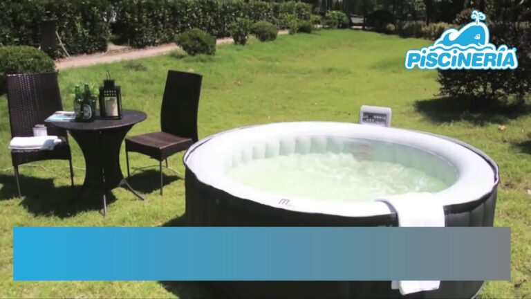 Relajaci&oacute;n Perfecta: Jacuzzi con Limpieza Autom&aacute;tica Integrada